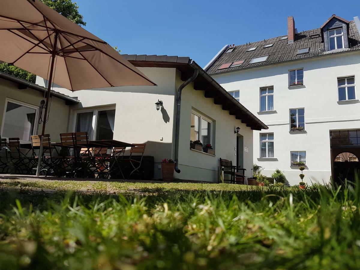 Pension Zum Birnbaum Brandenburg  Exterior photo